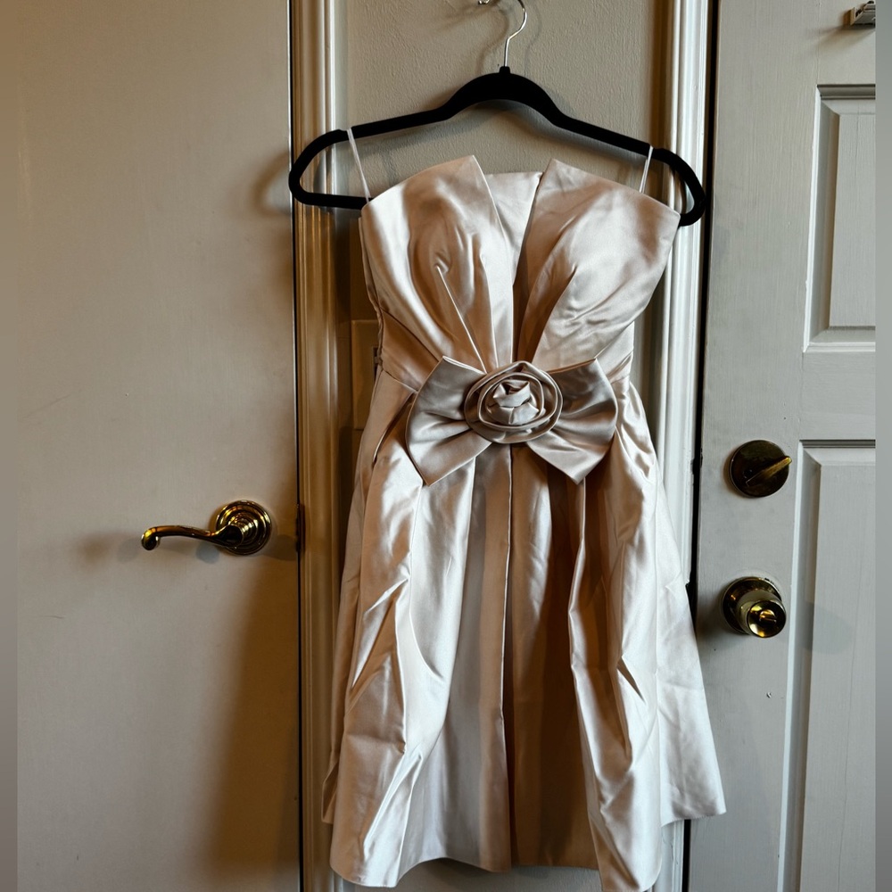 Off-white Cocktail Dress